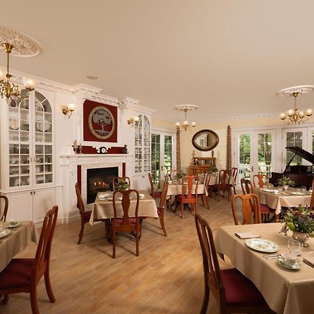 The Oakwood Inn Okoboji Ngoại thất bức ảnh