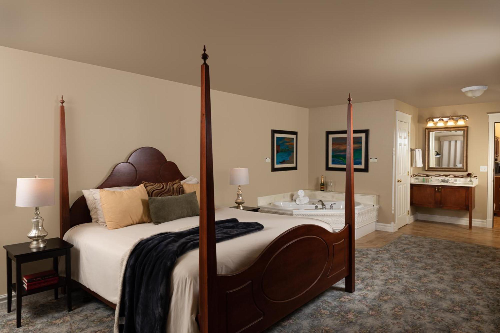 The Oakwood Inn Okoboji Ngoại thất bức ảnh