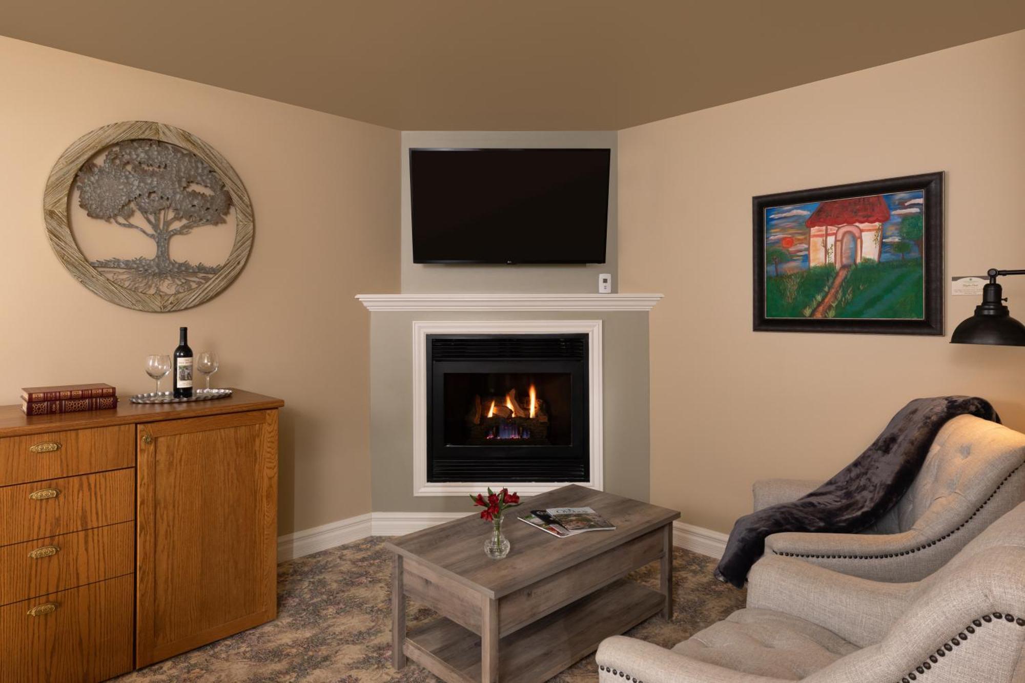 The Oakwood Inn Okoboji Ngoại thất bức ảnh